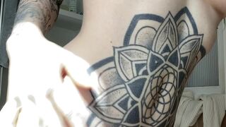 PastelWife onlyfans lustful beauty with tattoos fucks both slits