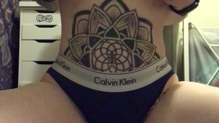 PastelWife onlyfans crazy bitch hard fingering both holes