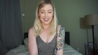 Mystie_Mae thick mare fucks both holes