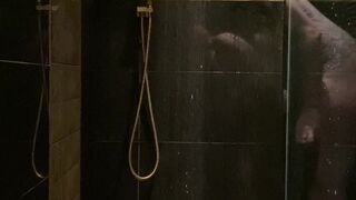 zaradurose onlyfans bitch