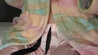 Mia Maffia Onlyfans busty chick shows her charms