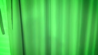 Lis_xxx juicy sluts play with sex toy