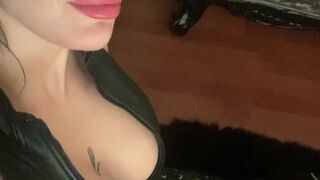 Damazonia onlyfans demonstratively masturbating on cam