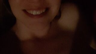 Nadialove sultry slut fucks her pussy