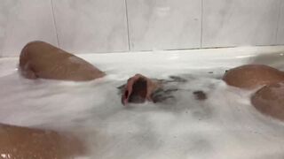 Vanessa Jhons onlyfans a dolly shows her chest