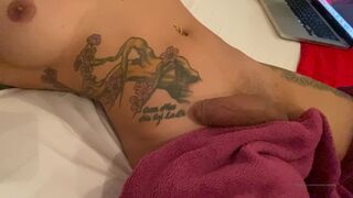 Vanessa Jhons onlyfans charming babe shows off beautiful sissy