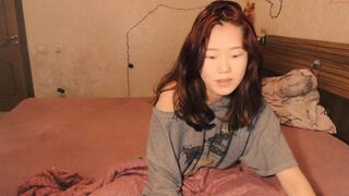 meowed_dance big tit babe pulls clit