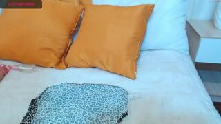 anne_merie_ Long haired bitch