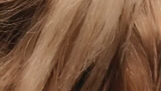 vannieguil moans sweetly