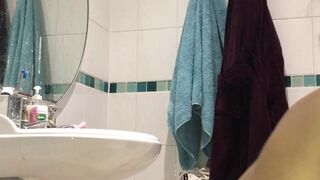 pakistani_ria slut fucking pussy