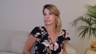 mselleswt Busty kurva