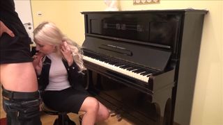 Helena_Moeller in  private e works all holes