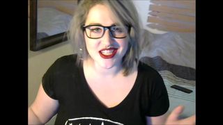 Kyra Effing Kane slutty confidant gently masturbates pussy