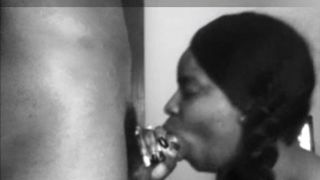juiicybuns dirty chick caresses shaved cunt
