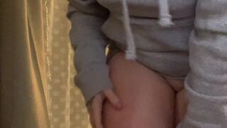 k.hendrixxx ardent devil masturbates cunt