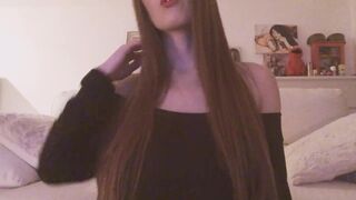 hitomi_official Chic lesbo