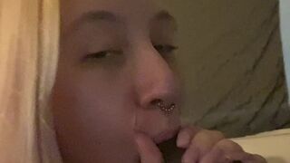 diosalana mature confused masturbates shaved pussy