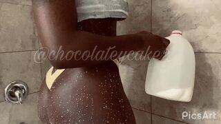 chocolateycake2 beauty caresses her tits and pussy