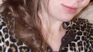 allyson_grey cutie whore fucks vagina hard