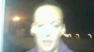 milflucy beautiful bitch jerks off with an unusual device