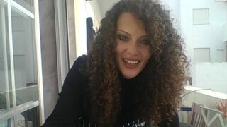 milflucy slut in tattoo masturbating pussy in the shower