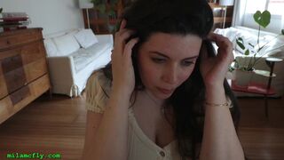 mila_ busty bitch jerks pussy with phallus