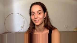 misslolitapop shy babe seduces with big tits