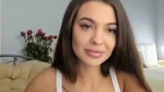 miss_x_ Imposing chick