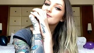 akiramaisuicide Amazing blonde