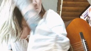 akiramaisuicide busty confused girl fucks cunt