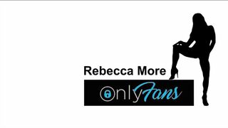 onlyfans posing for the camera exposing her sexy body