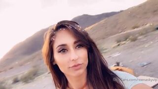 Reena bong anchovies in red