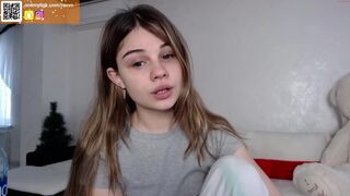 ravvn white-haired slut fucks with phallus