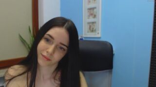 quietbecky tempting chick fingering pussy