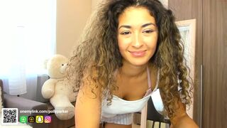 pollyparker attractive babe caresses lips sex