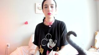 neon_felix gentle handjob