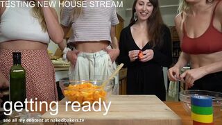 nakedbakers leggy teen fucking pussy