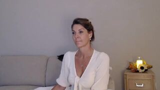 mselleswt shy young lady caresses anus