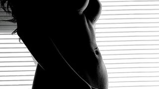 Long Mint hot chick fucks pussy sex toy