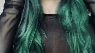 emjayplays onlyfans  lustful babe pulls on the couch