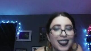 sexyserenab mature slut jerking juicy pussy