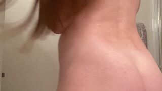 audreymilesxoxo busty young lady fucks her cunt