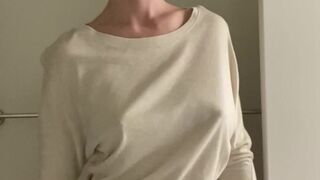 lady_in_the_streets Onlyfans  hot bitch fucks herself with a phallus