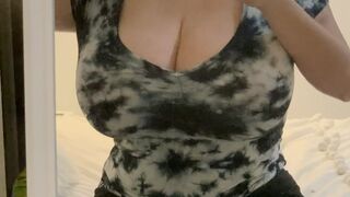 Lolo Savo gorgeous boobs