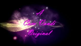 cocovandixxx hot lady plants hand in anus