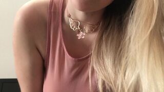 Codi Vore   front seat thinks