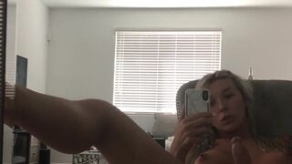 Aubrey Kate Dark-haired curva