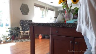 xnicoleanistonx   24 March 2020