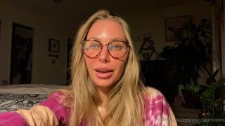 xnicoleanistonx   27 December 2020