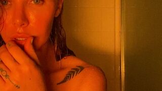 xnicoleanistonx   Cute runet